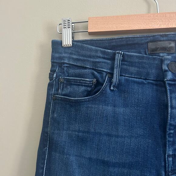MOTHER The Looker Skinny Jeans in Dreamy Dark Wash Sz 26 - Picture 4 of 8